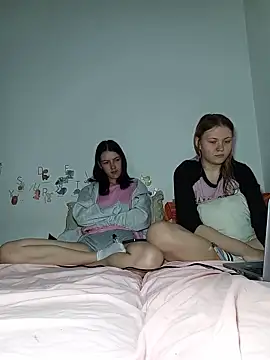 ella grays online show from May 18, 5:51 pm