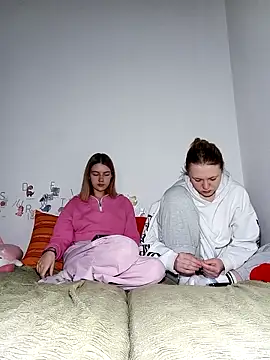 ella grays online show from March 6, 5:08 pm