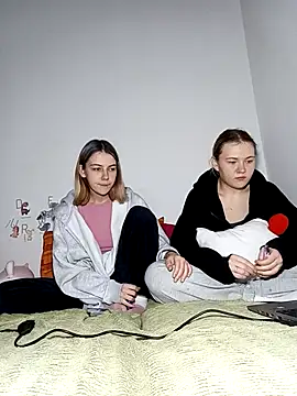 ella grays online show from February 11, 5:13 pm