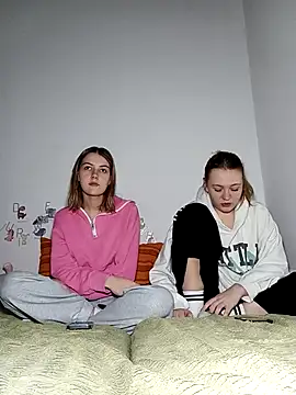 ella grays online show from March 12, 6:45 pm