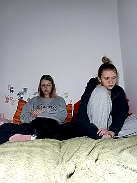 ella grays online show from February 25, 5:02 pm