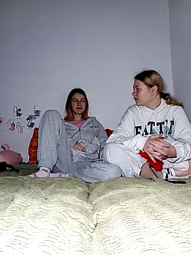 ella grays online show from March 2, 5:09 pm