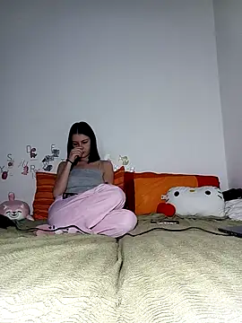 ella grays online show from March 26, 6:28 pm