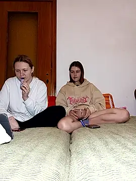 ella grays online show from January 8, 5:41 pm