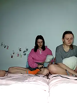 ella grays online show from April 25, 5:43 pm