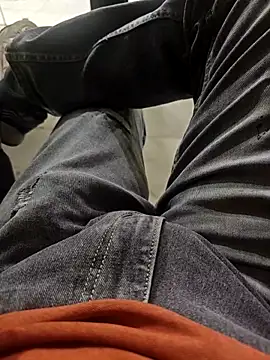 Snapshot of faaseel chatting on February 25, 9:31 am faaseel online show from February 25, 9:31 am