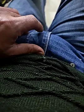 Snapshot of faaseel chatting on February 4, 10:10 am faaseel online show from February 4, 10:10 am