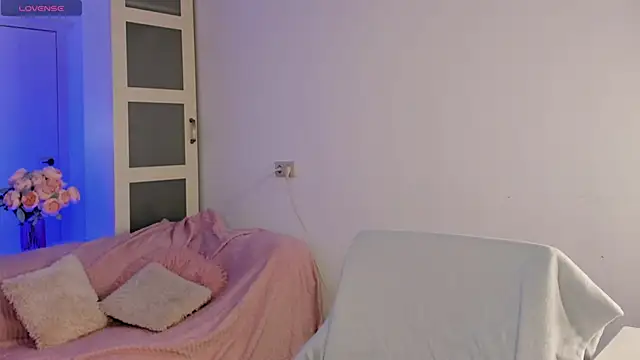 Snapshot of jeancolex chatting on December 3, 5:26 am jeancolex online show from December 3, 5:26 am