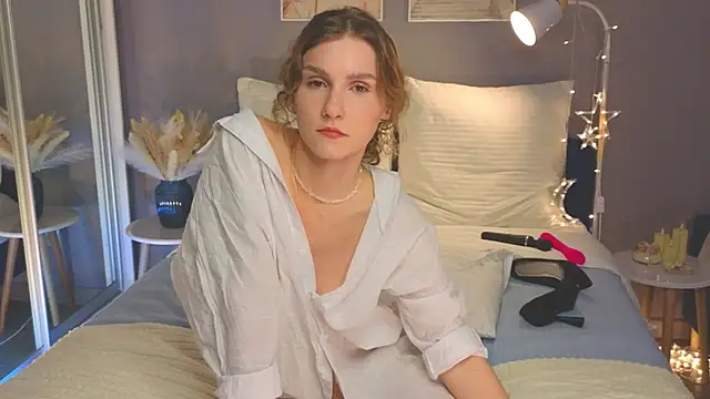 KarinaCurly online show from January 13, 12:30 am