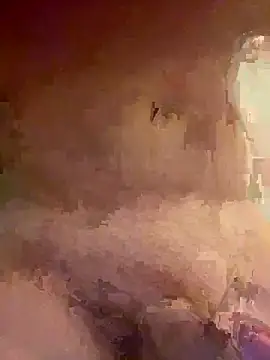 Snapshot of Tratto_bianco002 chatting on February 1, 7:02 pm Tratto bianco002 online show from February 1, 7:02 pm