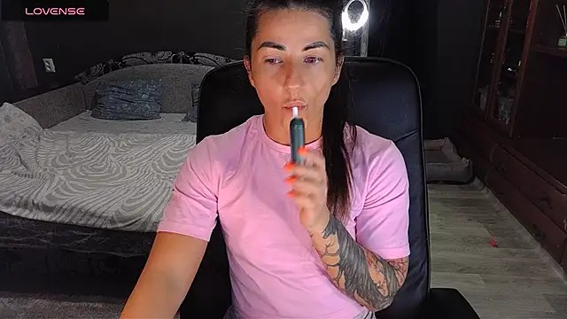 Aria Dl online show from November 11, 6:14 pm