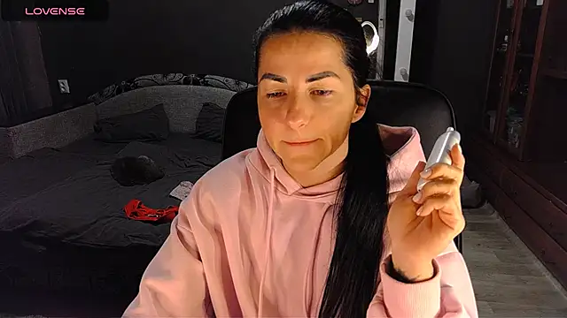 Aria Dl online show from December 3, 1:32 pm