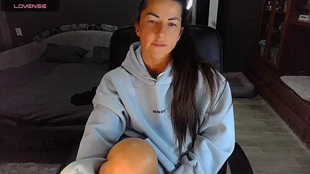 Aria Dl online show from September 18, 3:37 pm