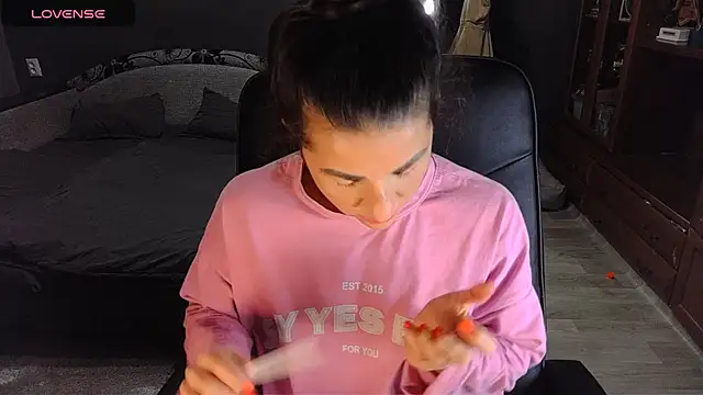 Aria Dl online show from October 28, 3:11 pm