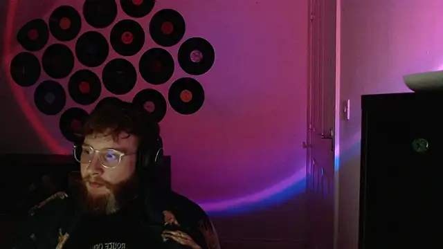 PrettyGinger online show from December 1, 6:42 pm