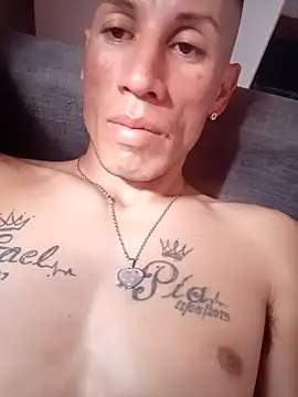 FlacoDani online show from April 3, 5:19 pm