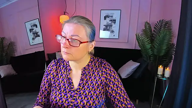 AlexandraKind online show from October 24, 1:43 pm