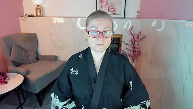 AlexandraKind online show from November 16, 1:38 pm