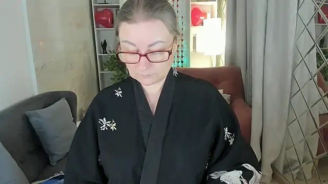 AlexandraKind online show from February 6, 2:18 am