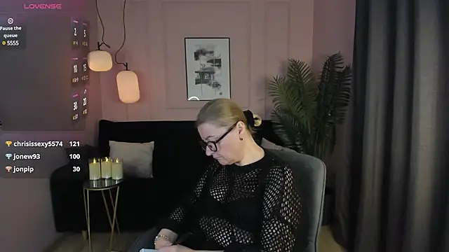 AlexandraKind online show from March 12, 3:24 am