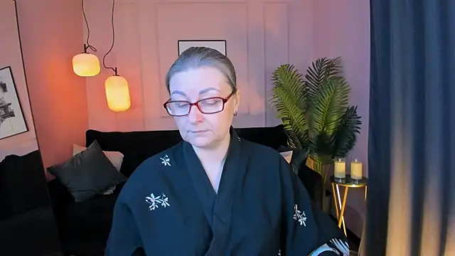 AlexandraKind online show from December 17, 1:38 pm