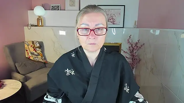 AlexandraKind online show from October 13, 1:34 pm