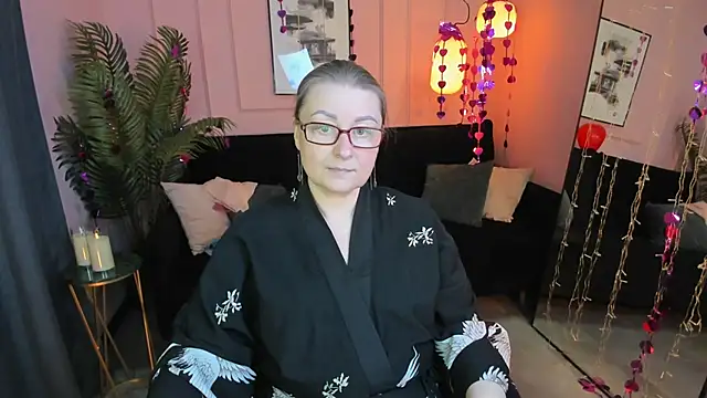 AlexandraKind online show from February 21, 1:46 pm