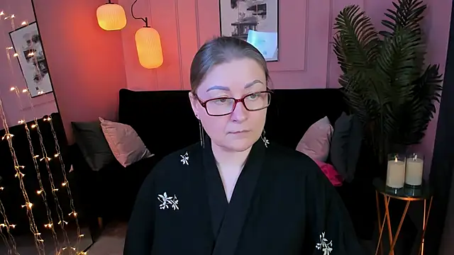 AlexandraKind online show from February 25, 8:41 pm