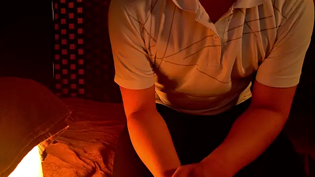 Snapshot of undo-busoku69 chatting on February 8, 2:16 pm undo-busoku69 online show from February 8, 2:16 pm