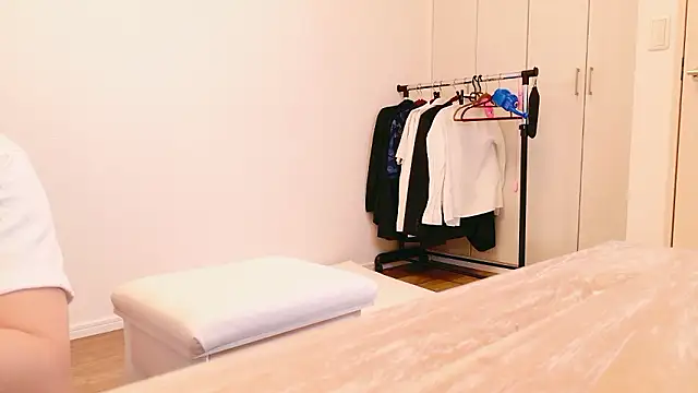 Snapshot of undo-busoku69 chatting on November 7, 1:37 pm undo-busoku69 online show from November 7, 1:37 pm