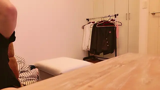 Snapshot of undo-busoku69 chatting on September 11, 4:07 pm undo-busoku69 online show from September 11, 4:07 pm