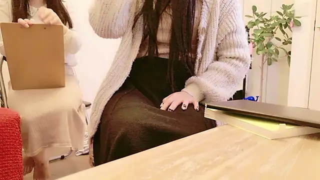 Snapshot of undo-busoku69 chatting on November 25, 5:08 am undo-busoku69 online show from November 25, 5:08 am