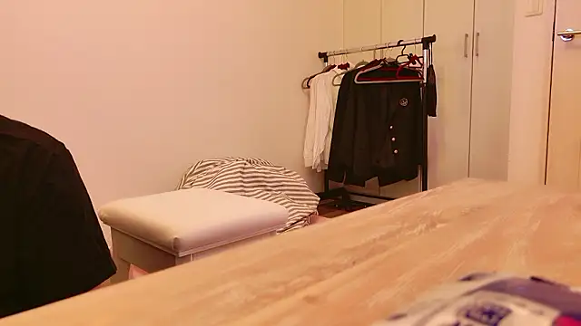 Snapshot of undo-busoku69 chatting on September 12, 5:40 am undo-busoku69 online show from September 12, 5:40 am