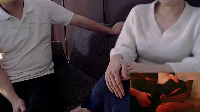 Snapshot of undo-busoku69 chatting on January 2, 10:37 am undo-busoku69 online show from January 2, 10:37 am