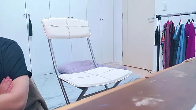 Snapshot of undo-busoku69 chatting on September 28, 11:17 am undo-busoku69 online show from September 28, 11:17 am