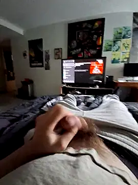 Snapshot of stev3w chatting on October 15, 3:31 pm stev3w online show from October 15, 3:31 pm