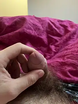 Snapshot of stev3w chatting on February 9, 7:15 am stev3w online show from February 9, 7:15 am