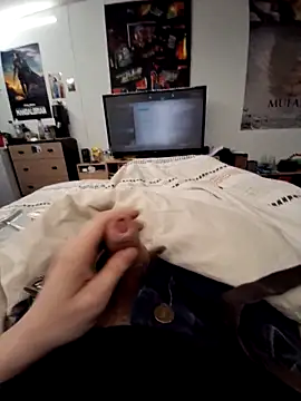 Snapshot of stev3w chatting on March 22, 1:19 pm stev3w online show from March 22, 1:19 pm