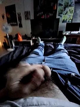 Snapshot of stev3w chatting on November 4, 4:00 pm stev3w online show from November 4, 4:00 pm