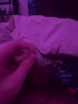 Snapshot of stev3w chatting on February 18, 1:10 am stev3w online show from February 18, 1:10 am