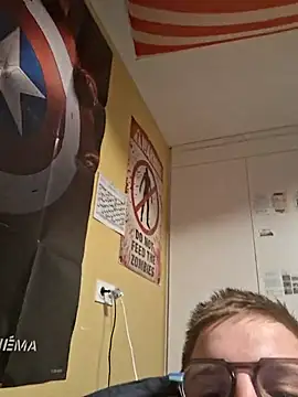 Snapshot of stev3w chatting on September 11, 5:29 am stev3w online show from September 11, 5:29 am