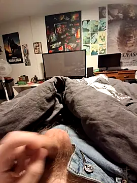 Snapshot of stev3w chatting on October 28, 6:23 am stev3w online show from October 28, 6:23 am