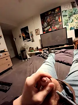 Snapshot of stev3w chatting on December 2, 4:19 pm stev3w online show from December 2, 4:19 pm