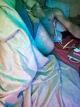 Snapshot of LOOLOOO123123 chatting on November 15, 3:32 am LOOLOOO123123 online show from November 15, 3:32 am