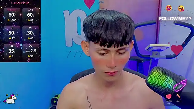 Snapshot of tanjiro_cute chatting on June 22, 3:01 am tanjiro cute online show from June 22, 3:01 am