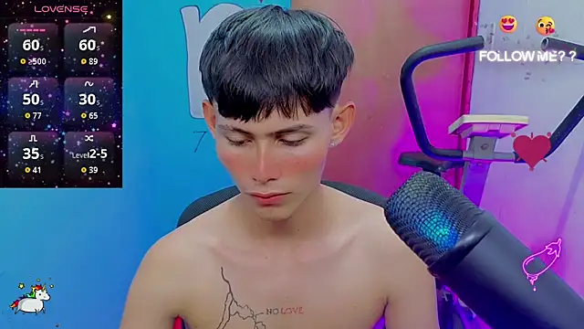 Snapshot of tanjiro_cute chatting on June 20, 4:28 am tanjiro cute online show from June 20, 4:28 am