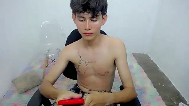 Snapshot of tanjiro_cute chatting on March 11, 3:14 am tanjiro cute online show from March 11, 3:14 am