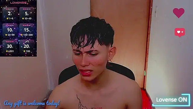 Snapshot of tanjiro_cute chatting on January 16, 2:37 am tanjiro cute online show from January 16, 2:37 am