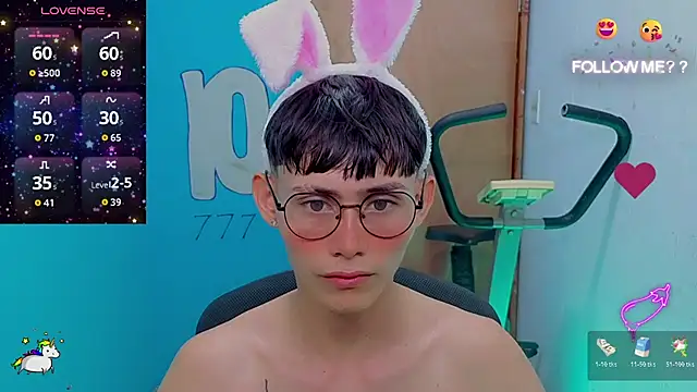 Snapshot of tanjiro_cute chatting on June 10, 3:52 am tanjiro cute online show from June 10, 3:52 am
