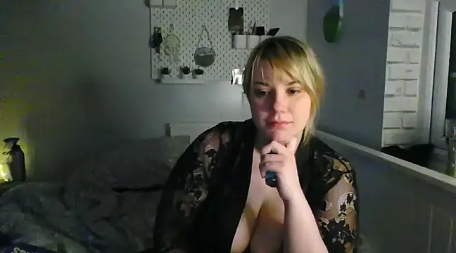 Snapshot of peach_x_powergirl chatting on January 19, 7:26 pm peach x powergirl online show from January 19, 7:26 pm